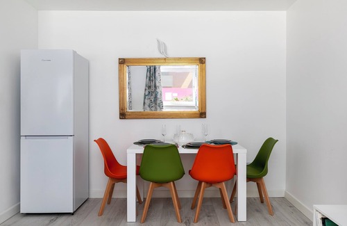 Redbridge Apartment | A Stunning Flat in London, Gants Hill, Ilford