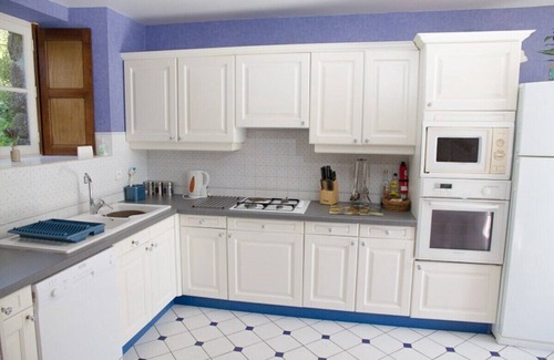 Hambye House | A stunning holiday house in Nomandy with large garden and heated pool.