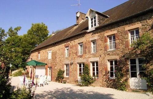 Hambye House | A stunning holiday house in Nomandy with large garden and heated pool.