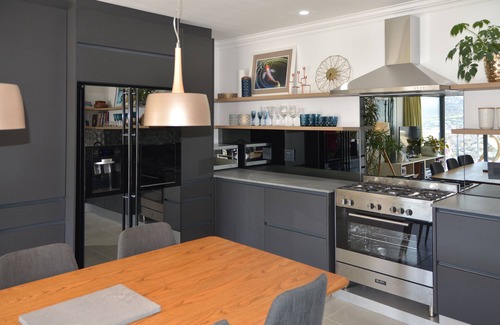 Fish Hoek House | A stunning modern property over looking False Bay, Cape Town , South Africa.