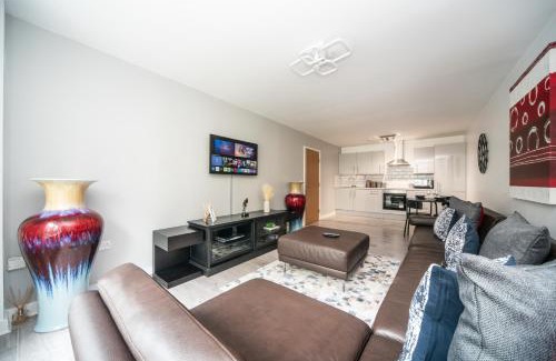 Whittington Apartment | A Stylish One-Bedroom Next to London Museum!