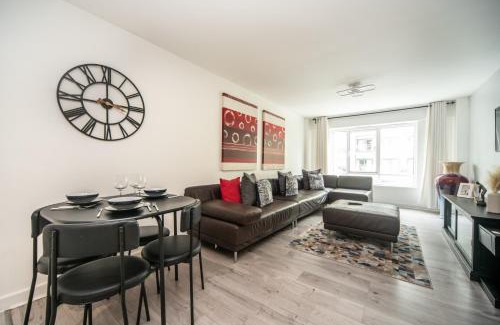 Whittington Apartment | A Stylish One-Bedroom Next to London Museum!