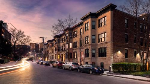 Griggs Park Apartment | A Stylish Stay w/a Queen Bed, Heated Floors. #32