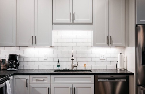 Traverse City Condo | A stylish TC getaway in the heart of Old Town, Traverse City
