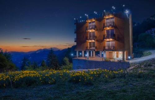 Fagu Apartment | A Suhana Suffer Kufri I Vacations I Conference I MICE I Family Events I Open Air Terrace I Sky Bonfire I Kufri by Exotic Stays