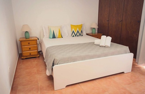Pedras Pretas House | A sunny island gateway