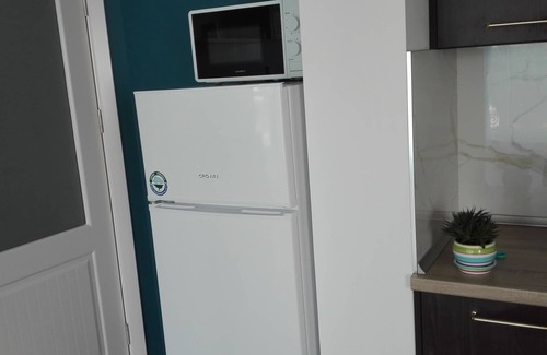 Chernomorets Apartment | A sunny luxurious apartment, just a step away from the beach