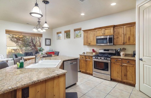 La Verkin House | A super variety of games, golf cart, & unique decor in plush comfort!