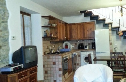 Vernasca Other | A SUPERB RENOVATED 5 BEDROOM FARMHOUSE in the hills of EMILIA