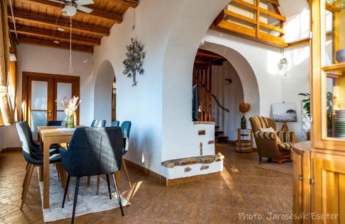 Tiszadada Villa | A Svájci Portája