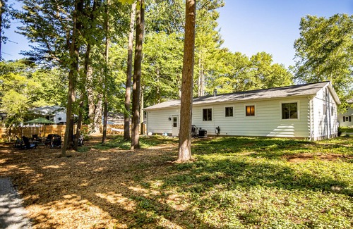 Pentwater House | A Sweet Retreat