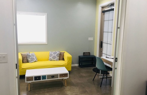 'Aina Haina House | A Sweeter than a Suite