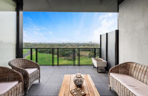 Maribyrnong Apartment | A taste of paradise in inner city suburbia
