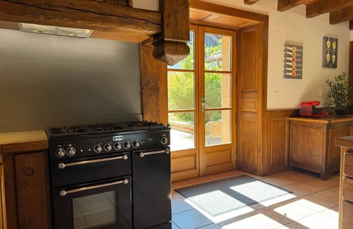 Uxegney House | A thousand and one beams