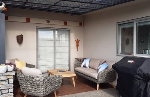 Richmond House | A Touch of Pacifica on Washbourne
