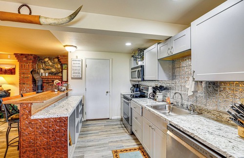Grangeville Apartment | 'A Touch of the West' Scenic Grangeville Apt!