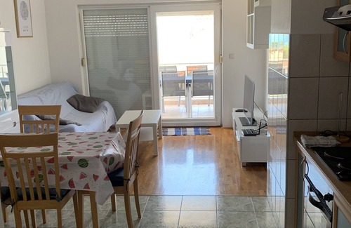 Diklo Apartment | a touristic Oasis - only 6 km to the old town of Zadar