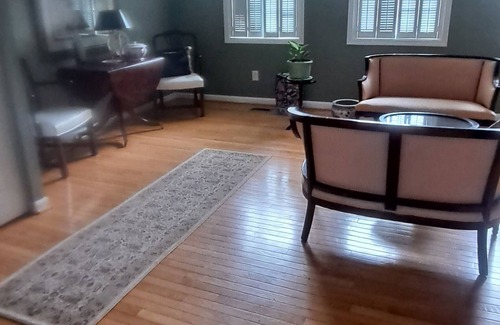 Glyndon House | A Townhome located in historic Reisterstown .