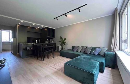 Eastern Docklands Apartment | A Tranquil Haven near Amsterdam Canals