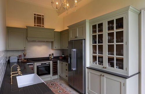 Kippen House | A Tranquil Scottish Retreat by Loch Lomond, 7 bedroom country house sleeping 14 guests