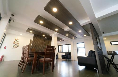 Daraga Hotel | A Traveller's Inn