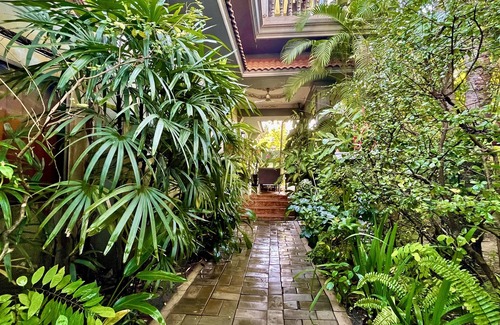 Siem Reap Villa | A tropical garden Villa near Angkor Wat Temples
