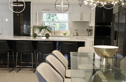 Hunt Club House | A tropical mid century modern dream