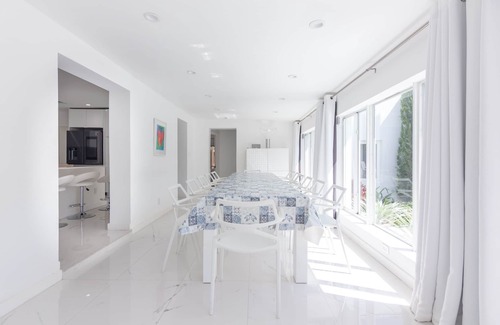 Seybold House | A tropical oasis