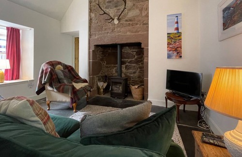 Strathpeffer Cottage | A truly outstanding Highland cottage in a delightful location.