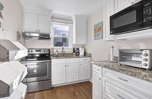 Holly Ridge Cottage | A Turtle's View-Waterfront-Dock-Kayaks-Paddle Boards-Fenced Yard-Dog Friendly