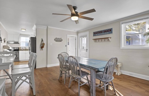 Holly Ridge Cottage | A Turtle's View-Waterfront-Dock-Kayaks-Paddle Boards-Fenced Yard-Dog Friendly