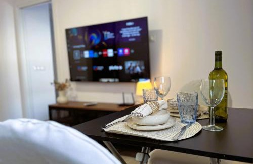 Doctor Barraquer-Grupo Renfe-Policlinico Apartment | A un paso de la Basilica Macarena WIFI