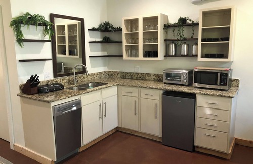 Sunset Apartment | A unique hideaway near Boise’s foothills