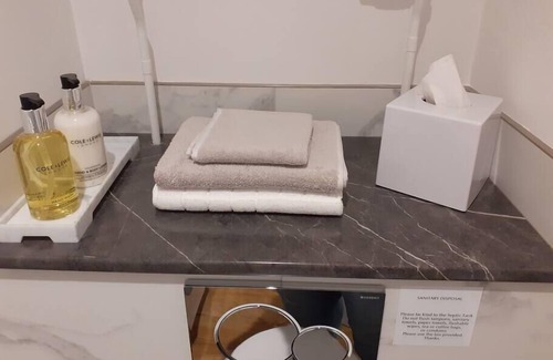 Canterbury House | A Unique space in the heart of Canterbury offering 4 suites and 2 rooms