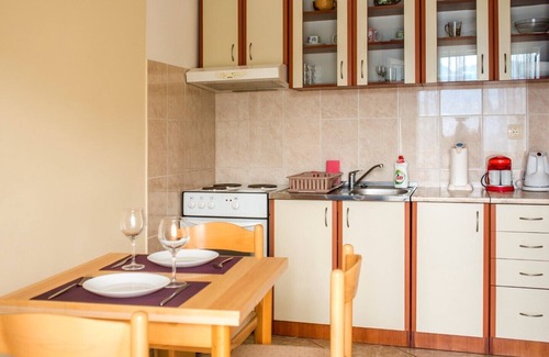 Lipci Apartment | A unit, 1 bdr., stunning views, waterfront, free secured parking