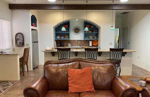 Tucson House | A very, very, very fine house!