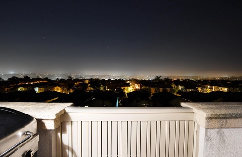 Aliso Viejo House | A View to a Thrill! Amazing 180º cityscape view!
