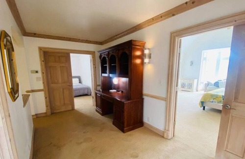 Sharp Park Villa | A walled sanctuary next to ocean and golf course