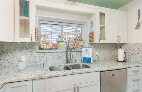 Los Fresnos House | A Waterfront Home with great freshwater fishing!