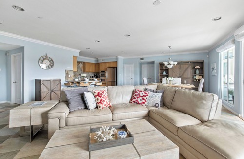 Channel Islands Condo | A Waterfront Living at the Beautiful Oxnard Marina