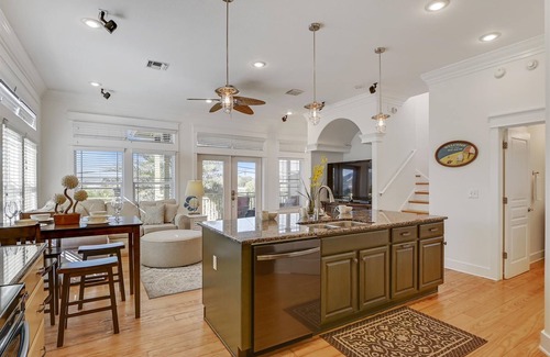 Biltmore Beach House | A Wave From It All by Book That Condo