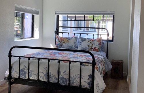 Oregon City House | A welcoming 1905 watertower on a beautiful flower farm with a hot tub