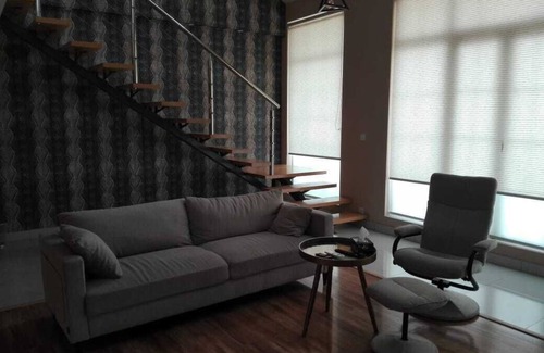 Islamabad Apartment | A well groomed Roof-Top garden and a Jacuzzi just by your penthouse!