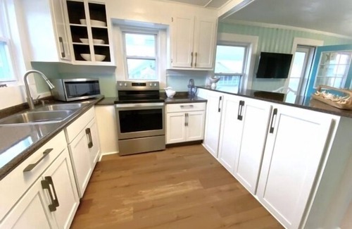 North Carolina Coast Villa | A Whelk on the Beach-Upper by RedAwning