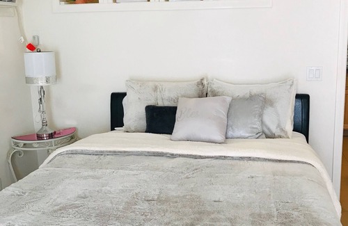 Paradise House | A whole apartment (Casita)