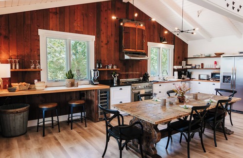 Santa Ynez House | A Wine Country Pond House