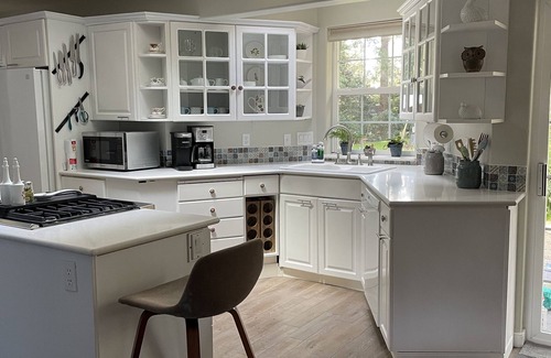 West Haven-Sylvan Cottage | A Woodland Cottage in suburban Portland