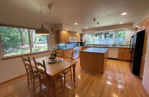 Stevenson House | A woodland retreat in Stevenson