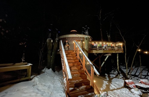 Cumberland Center House | A yurt in the trees. Close to Portland but close to nature. Treeyurt Maine