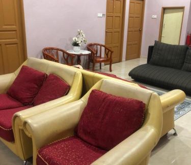 Pasir Mas Apartment | A & Z Roomstay